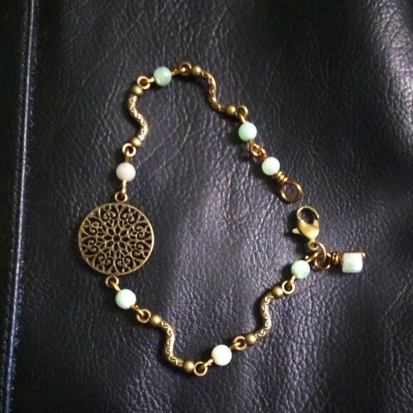 Dainty Slim & Lightweight! Green Aventurine + Bronze Bracelet ~ Utra Feminine! - Picture 1 of 10